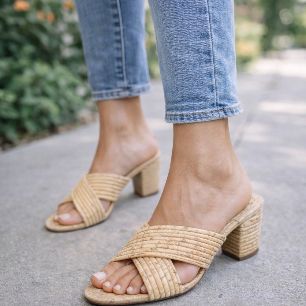SCHUTZ Natural‎ Latifah Woven Heeled Mules~size 7.5